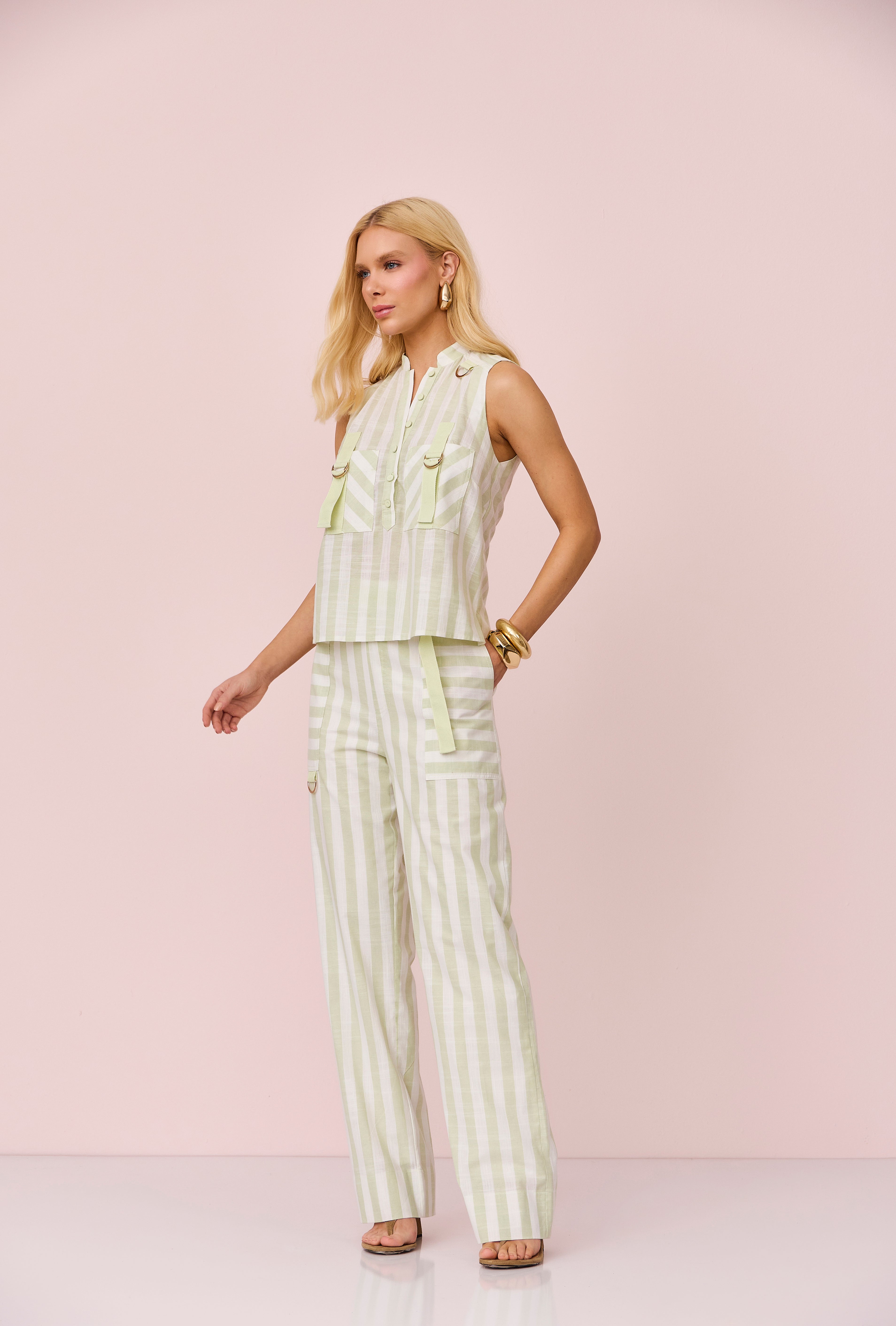 Conjunto Lais